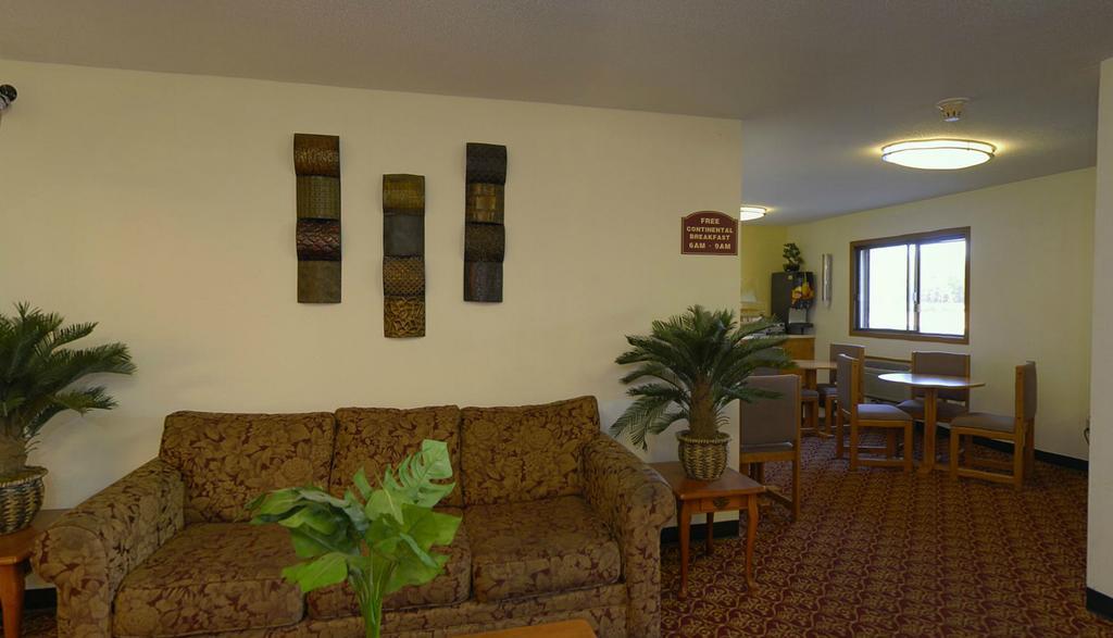 Rodeway Inn Brainerd Ngoại thất bức ảnh