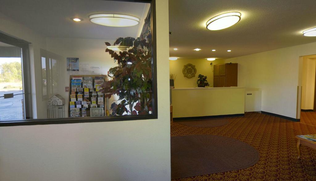Rodeway Inn Brainerd Ngoại thất bức ảnh